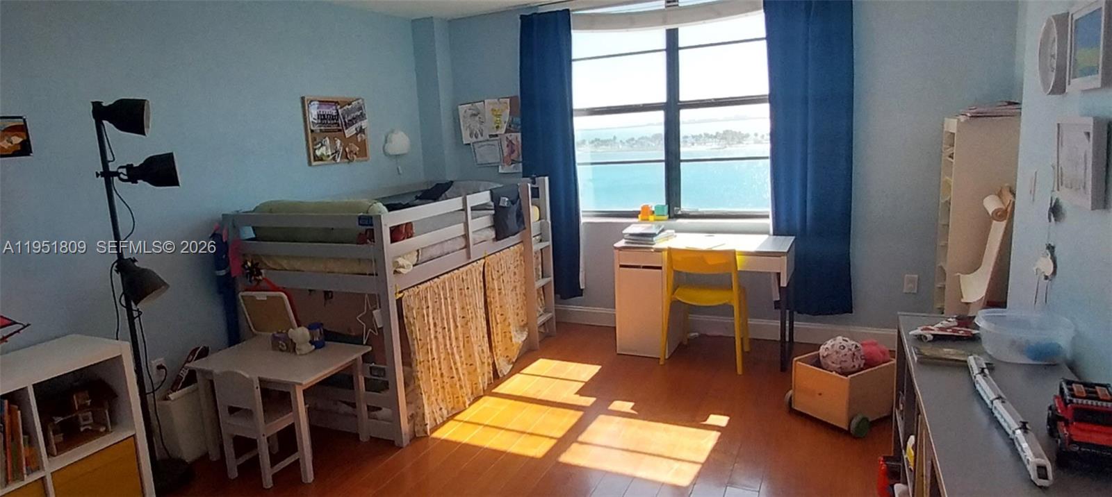 BRICKELL BAY CLUB CONDO - Residential