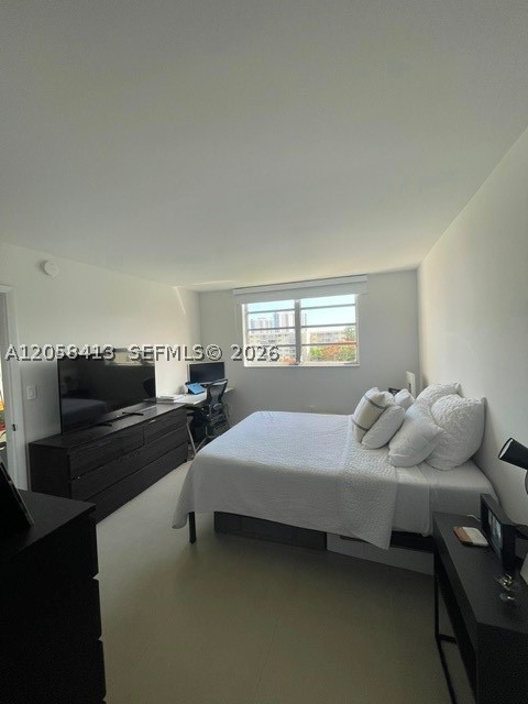 POINT EAST SEC II CONDO - Residential