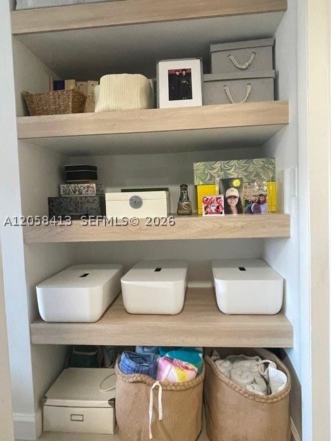 POINT EAST SEC II CONDO - Residential