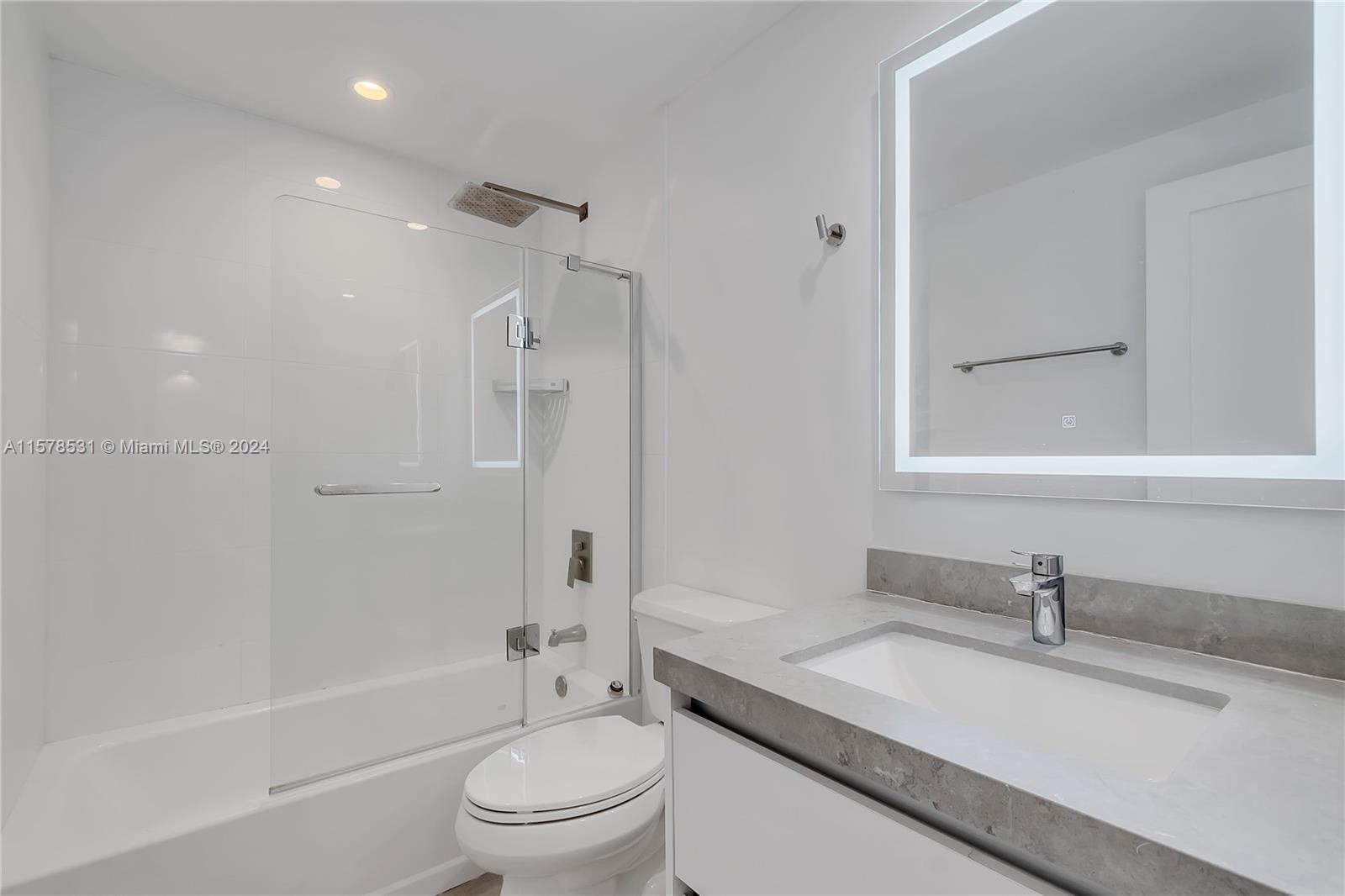 GALEN DRIVE CONDO APTS - Residential Lease
