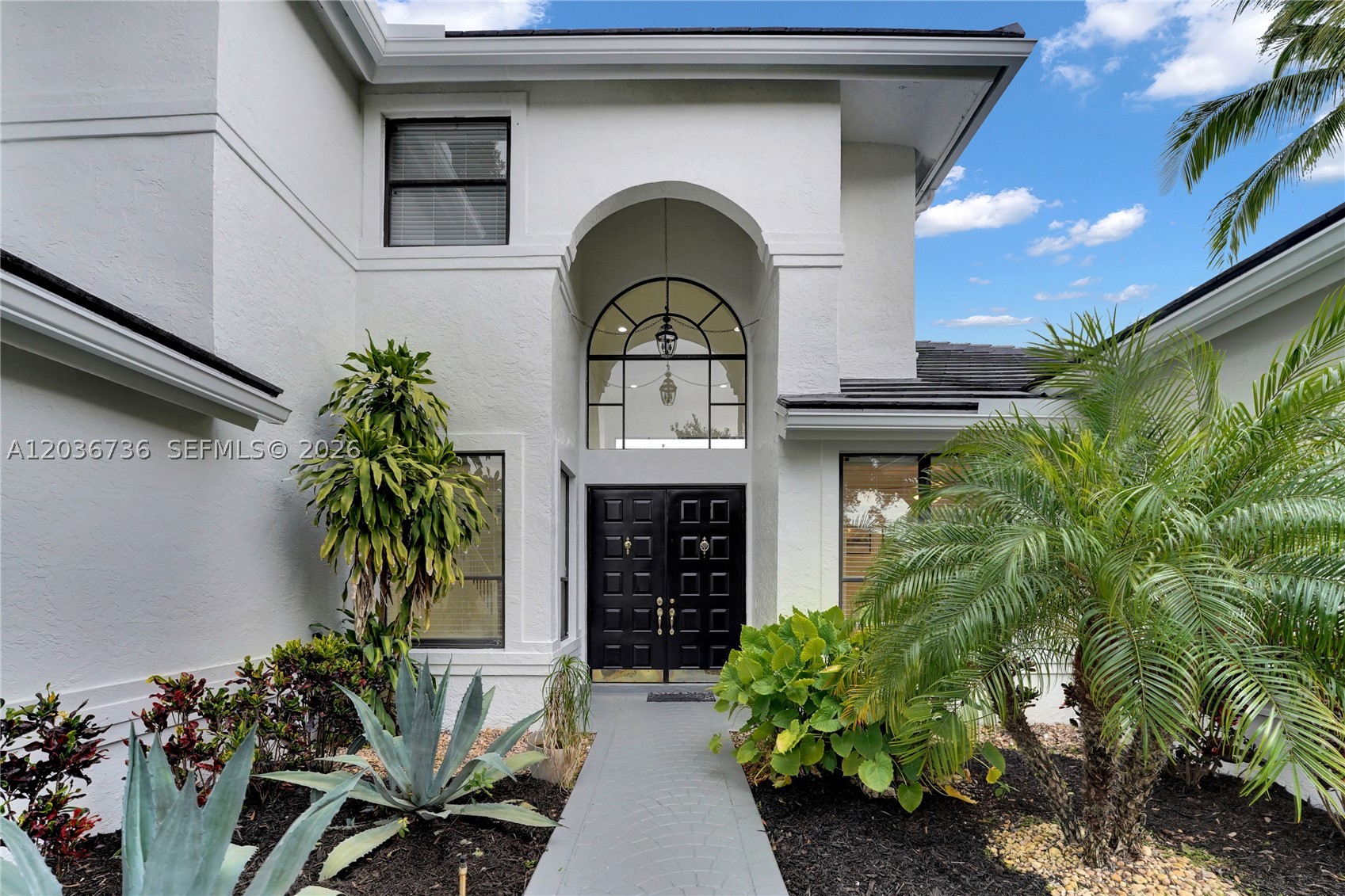 LEXINGTON HOMES ESTATES - Residential