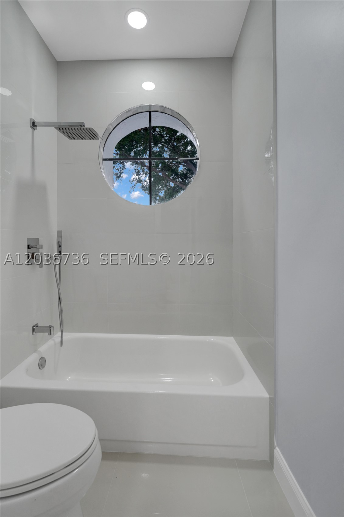 LEXINGTON HOMES ESTATES - Residential