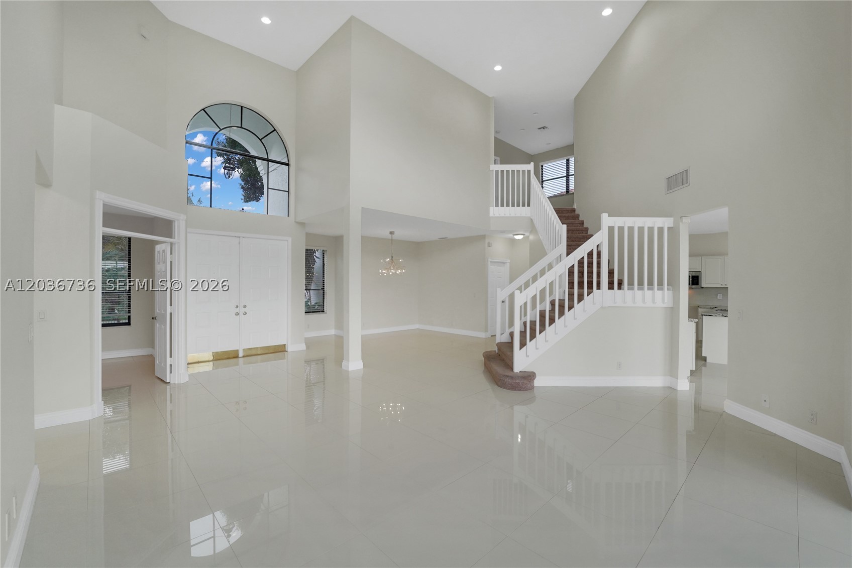 LEXINGTON HOMES ESTATES - Residential