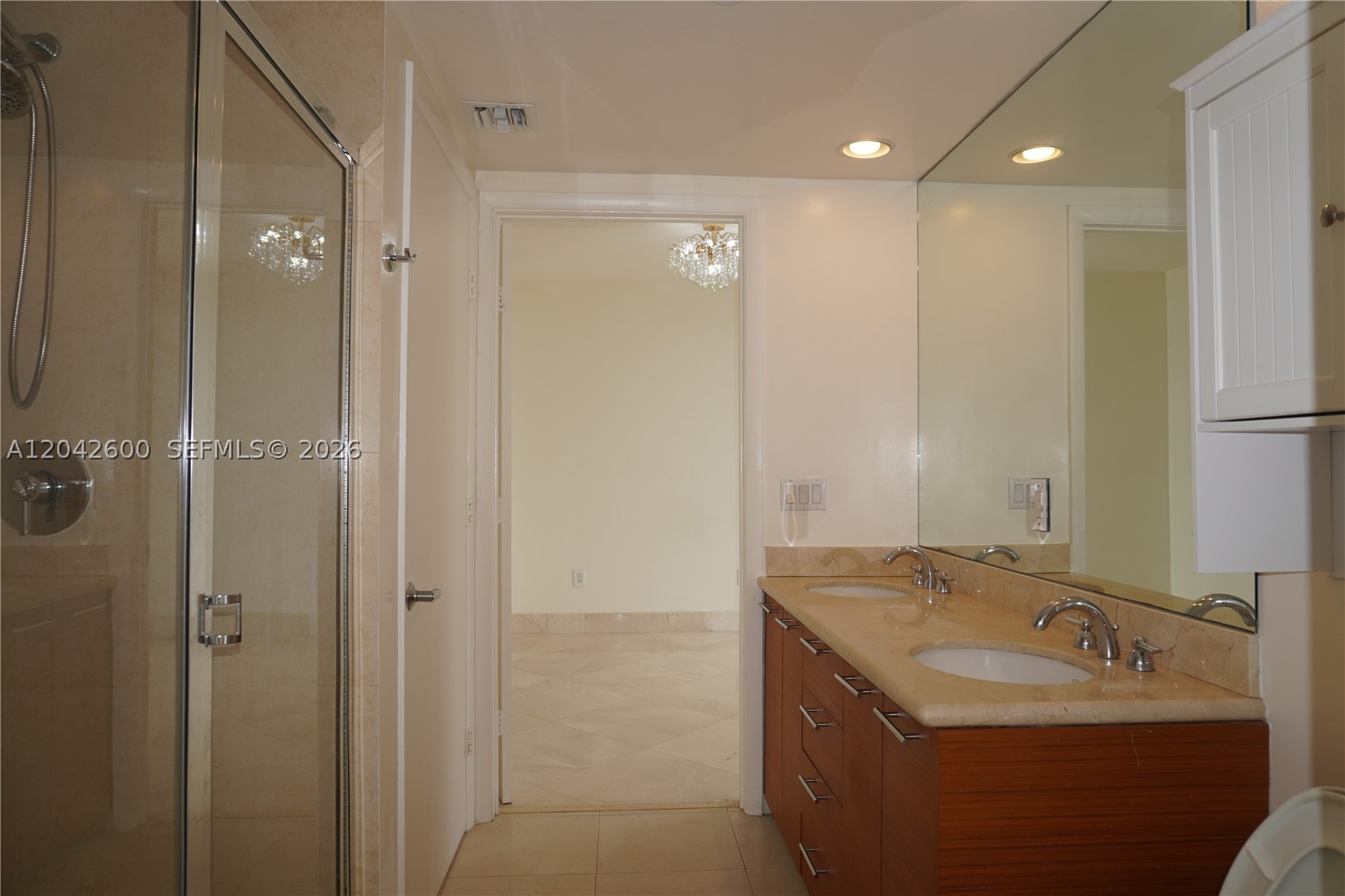 50 BISCAYNE CONDO - Residential Lease