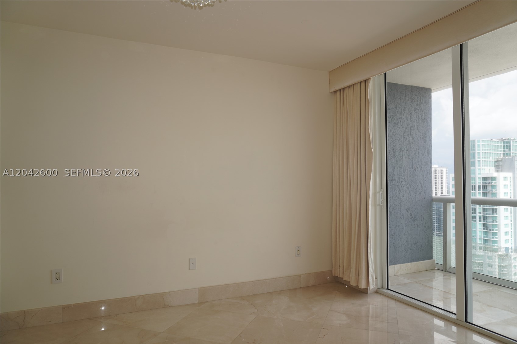 50 BISCAYNE CONDO - Residential Lease