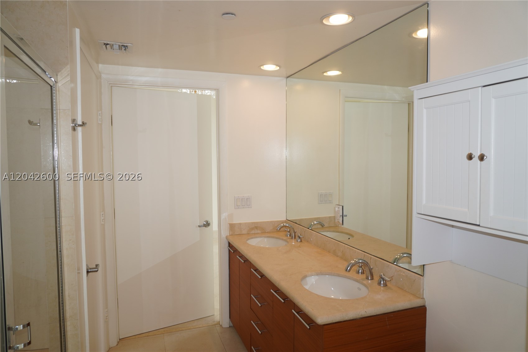 50 BISCAYNE CONDO - Residential Lease