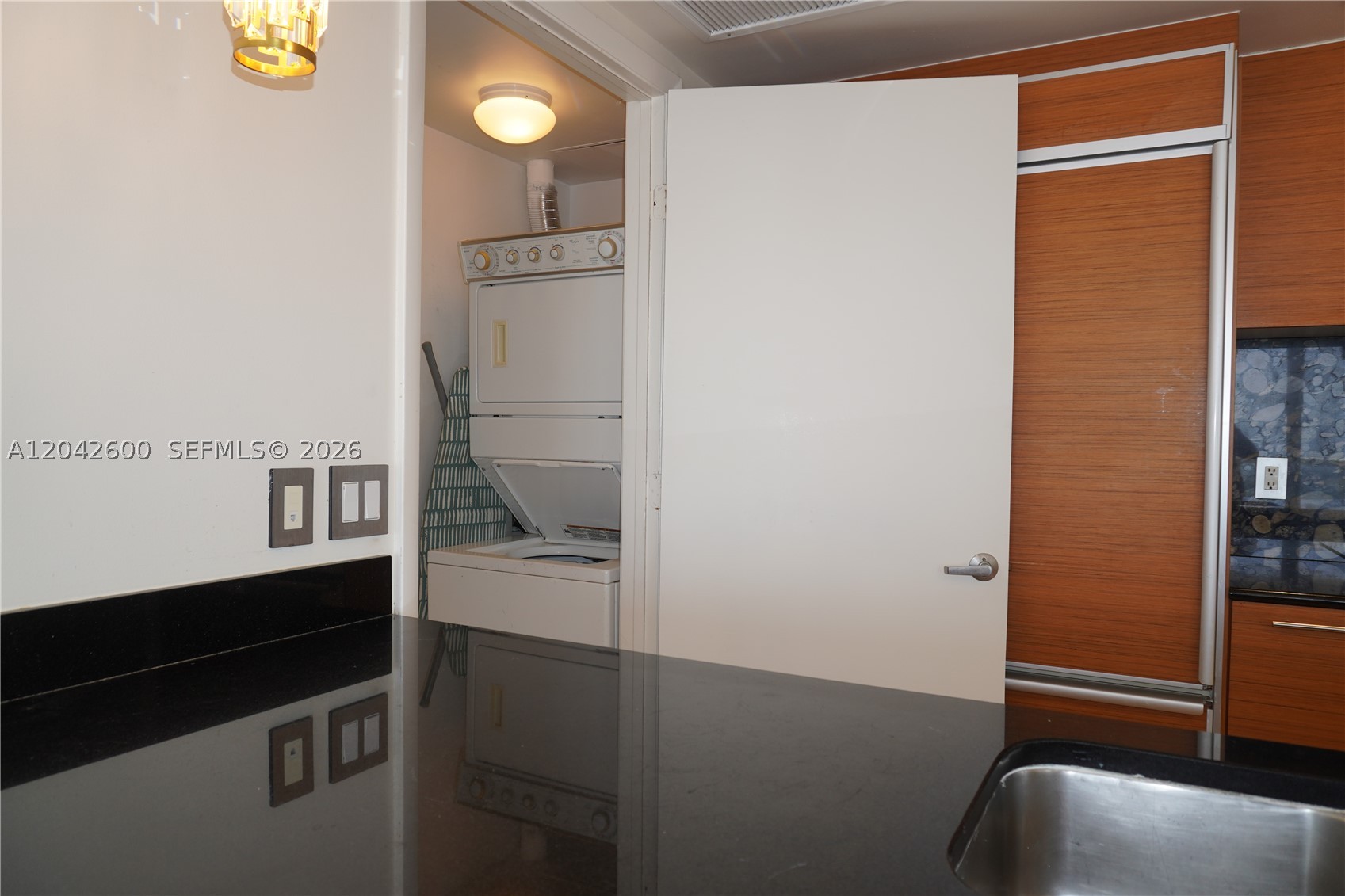 50 BISCAYNE CONDO - Residential Lease