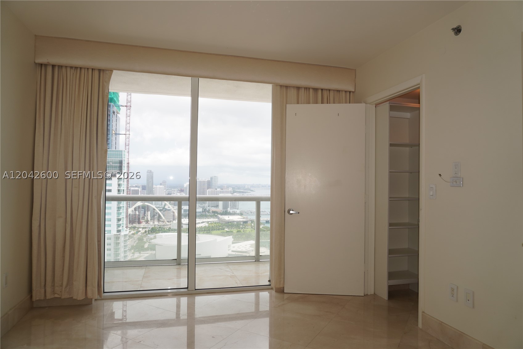 50 BISCAYNE CONDO - Residential Lease