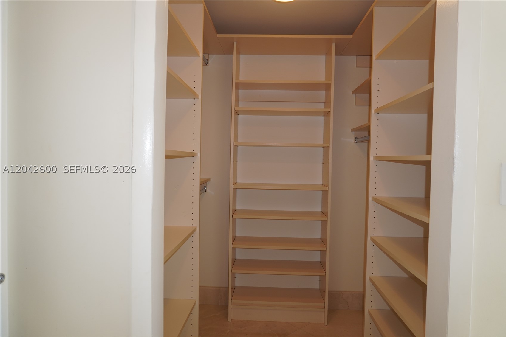 50 BISCAYNE CONDO - Residential Lease