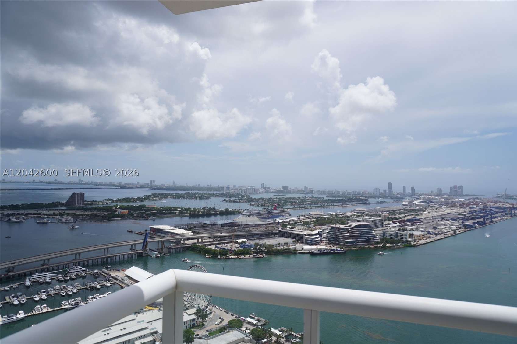 50 BISCAYNE CONDO - Residential Lease