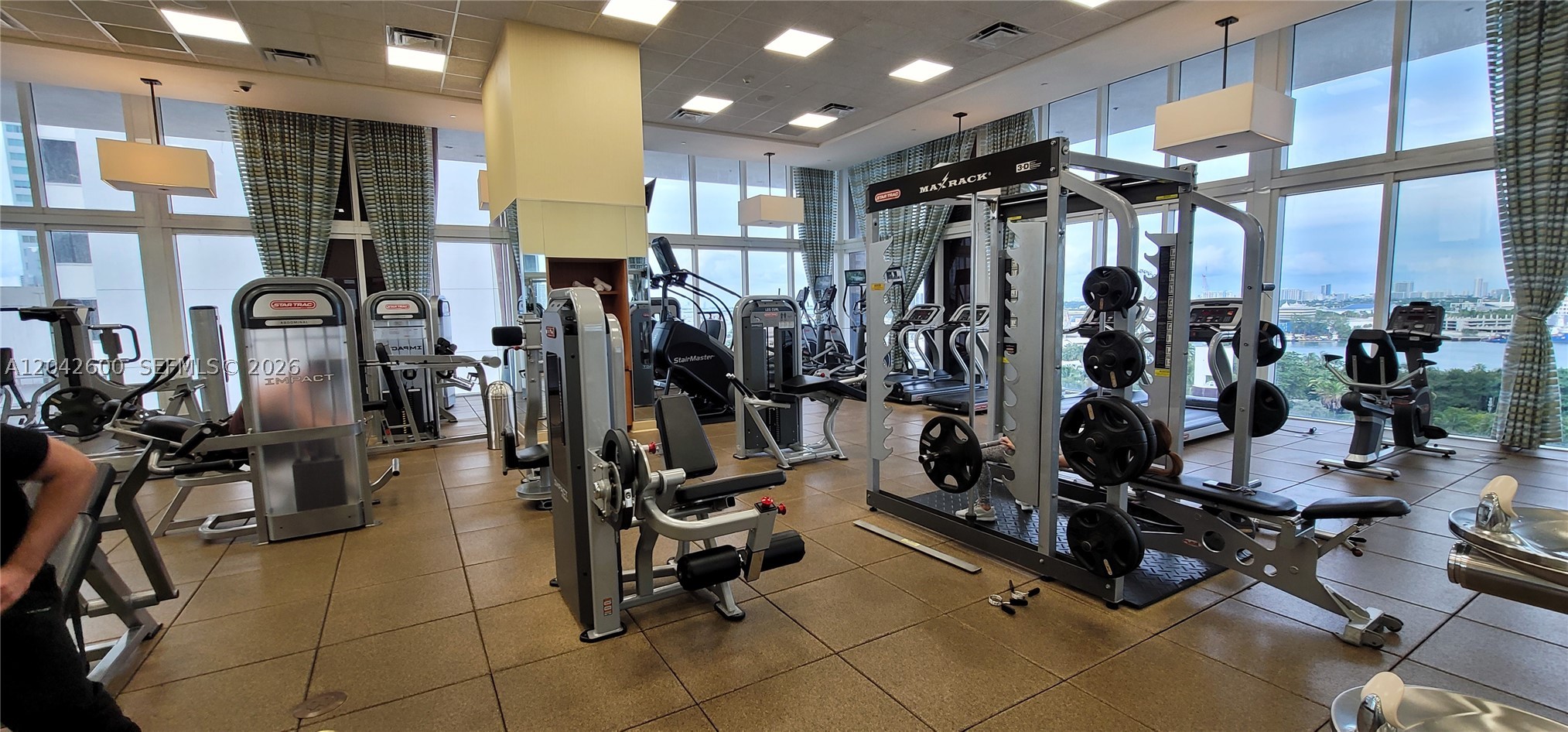 50 BISCAYNE CONDO - Residential Lease