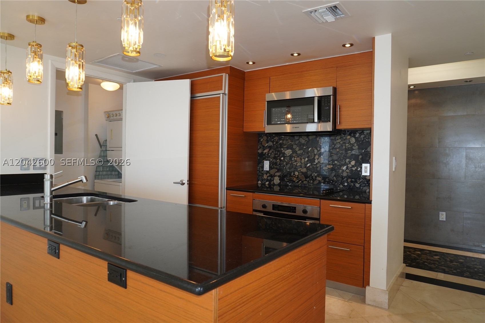 50 BISCAYNE CONDO - Residential Lease