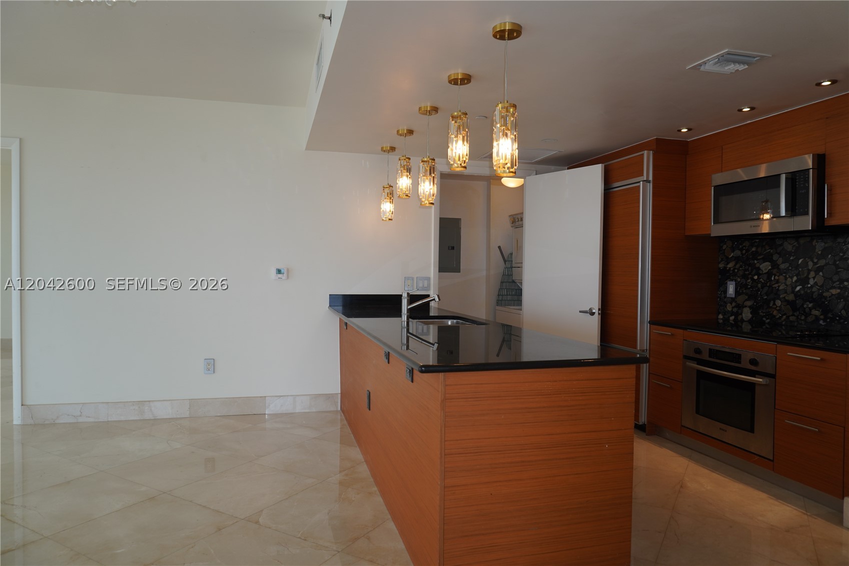 50 BISCAYNE CONDO - Residential Lease