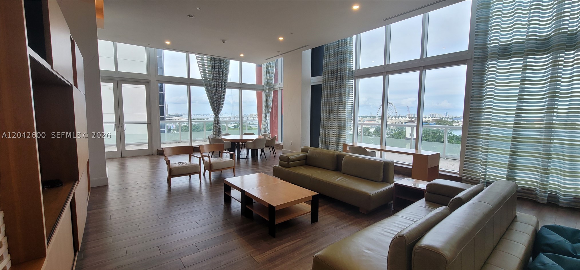 50 BISCAYNE CONDO - Residential Lease