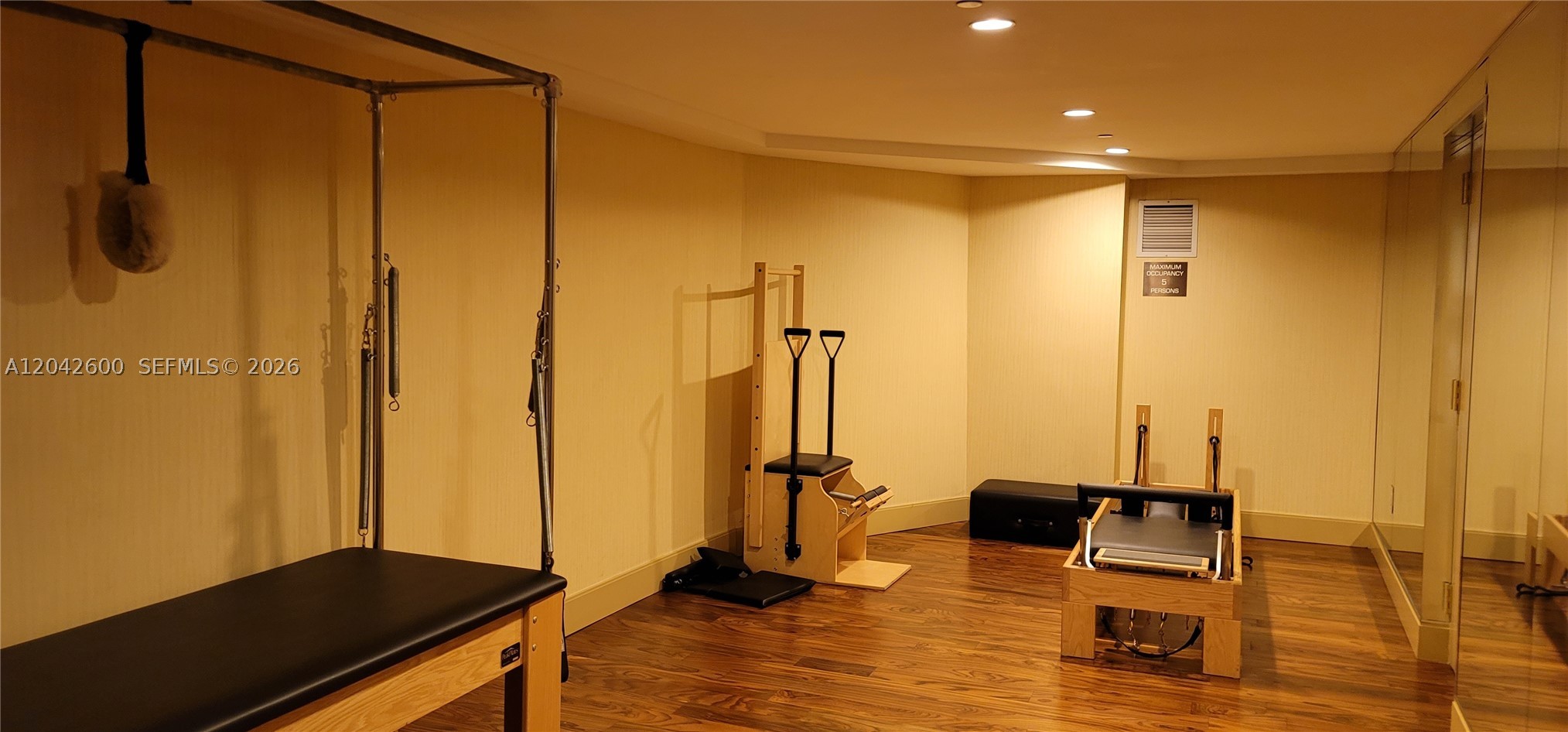 50 BISCAYNE CONDO - Residential Lease