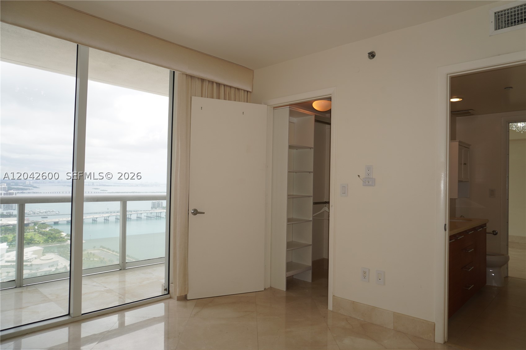 50 BISCAYNE CONDO - Residential Lease