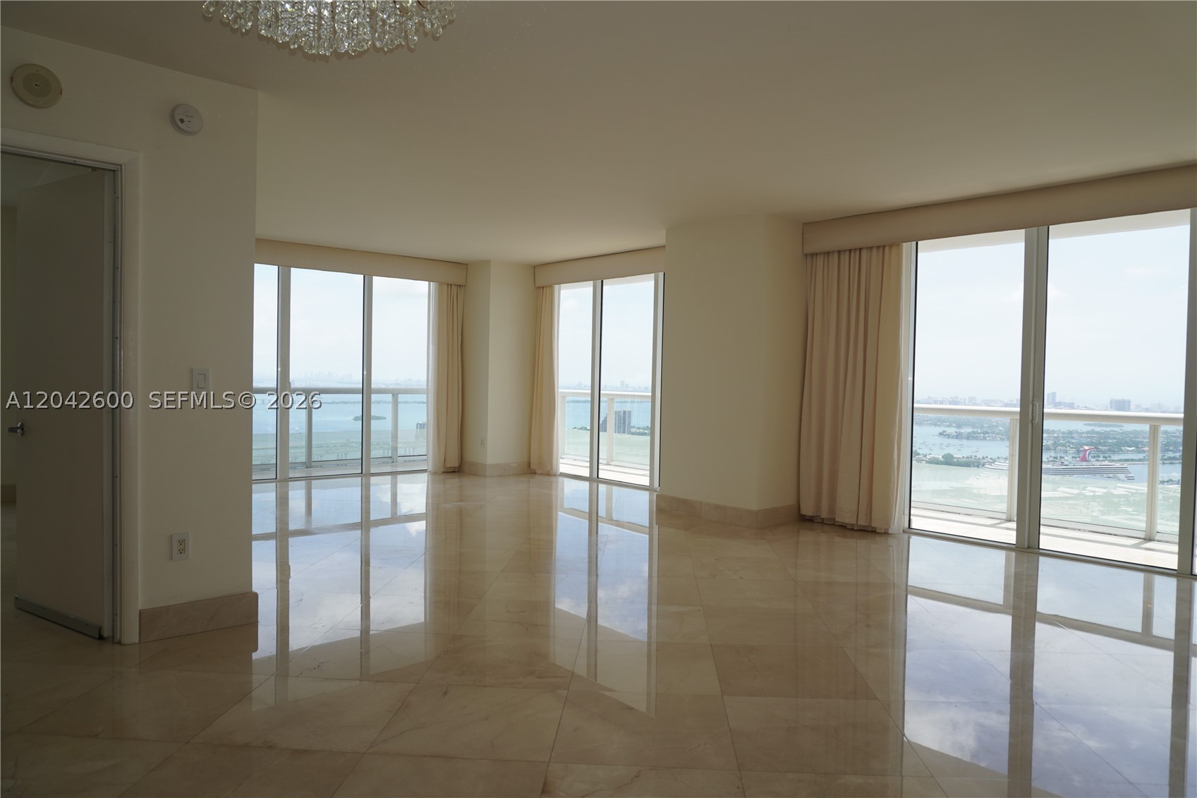 50 BISCAYNE CONDO - Residential Lease