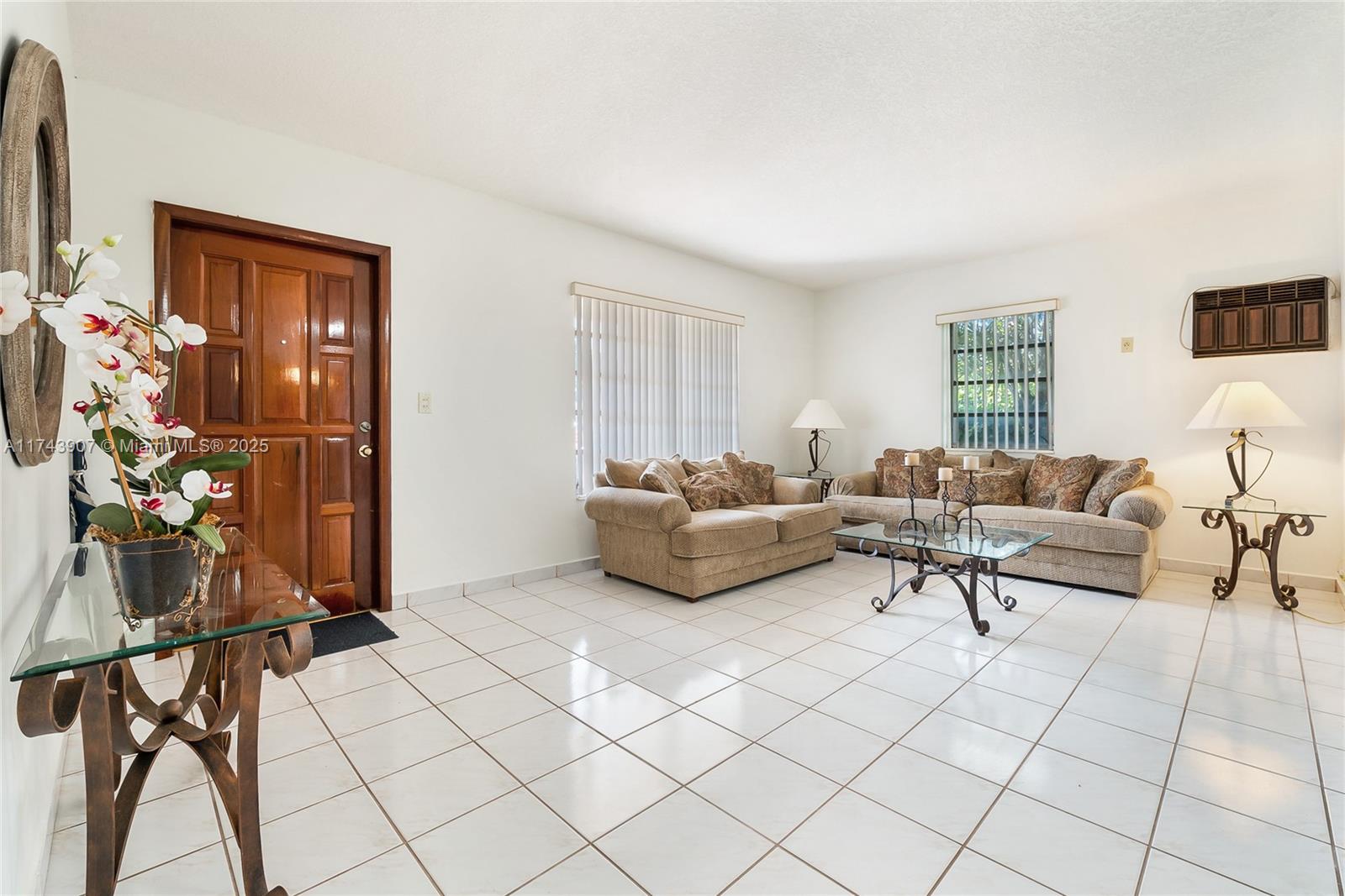 BREEZY ACRES - Residential Lease