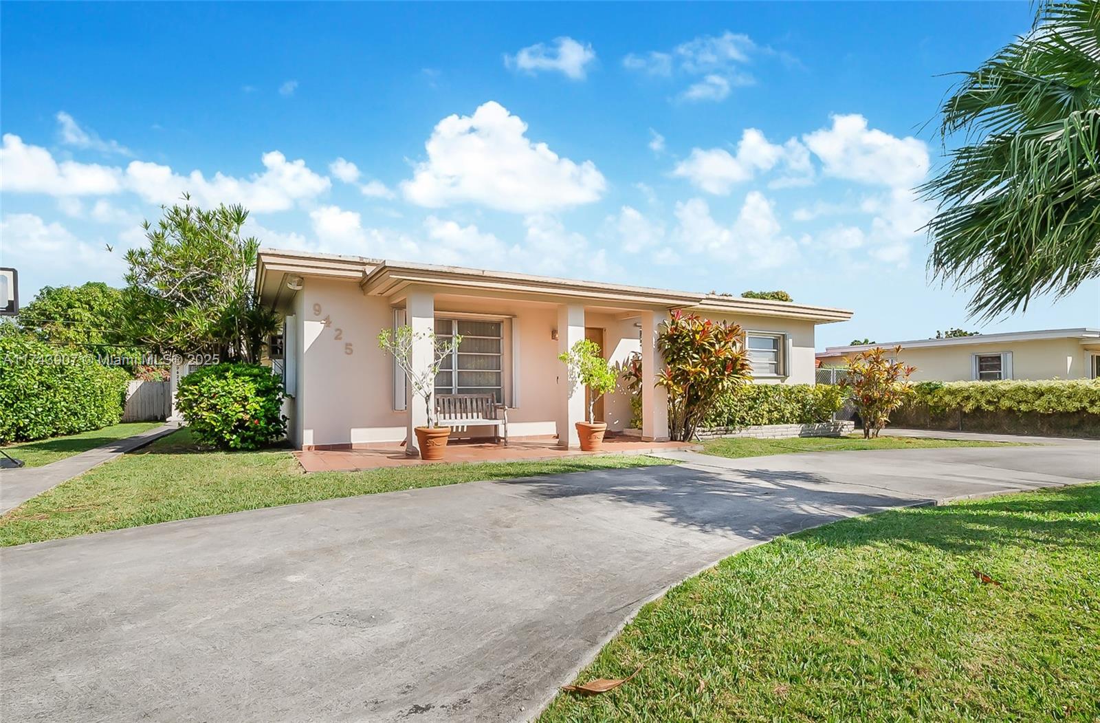 BREEZY ACRES - Residential Lease