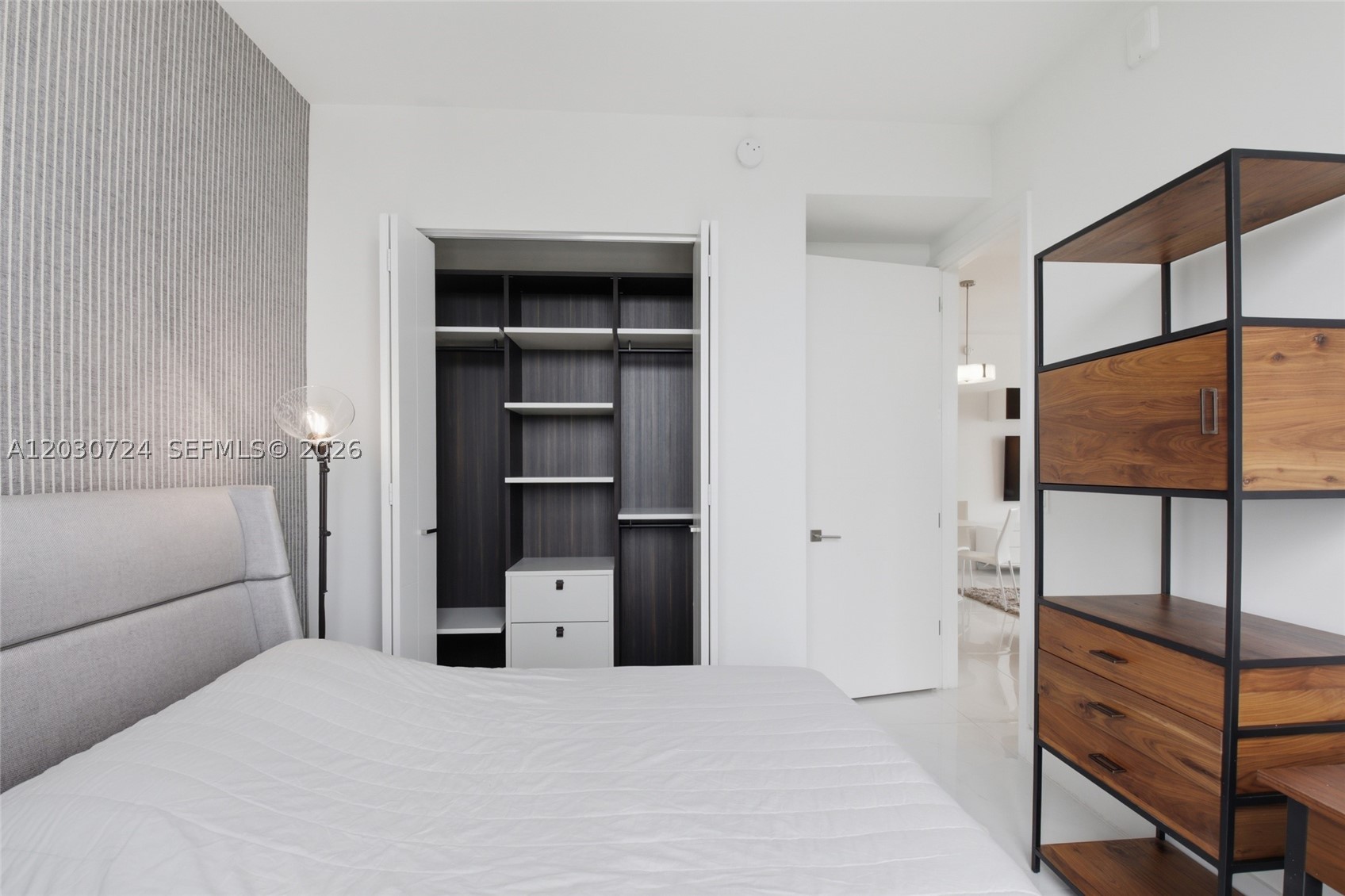 MERRICK MANOR CONDO - Residential Lease