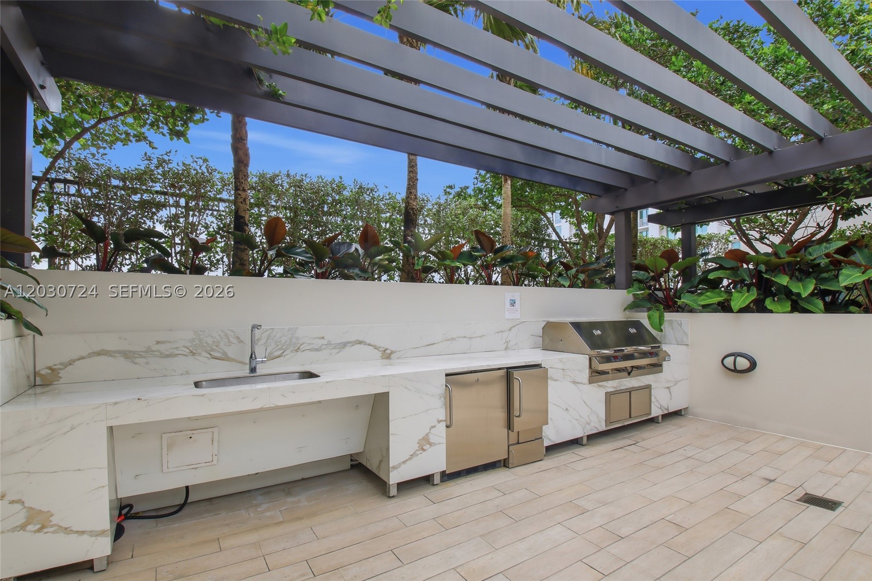 MERRICK MANOR CONDO - Residential Lease