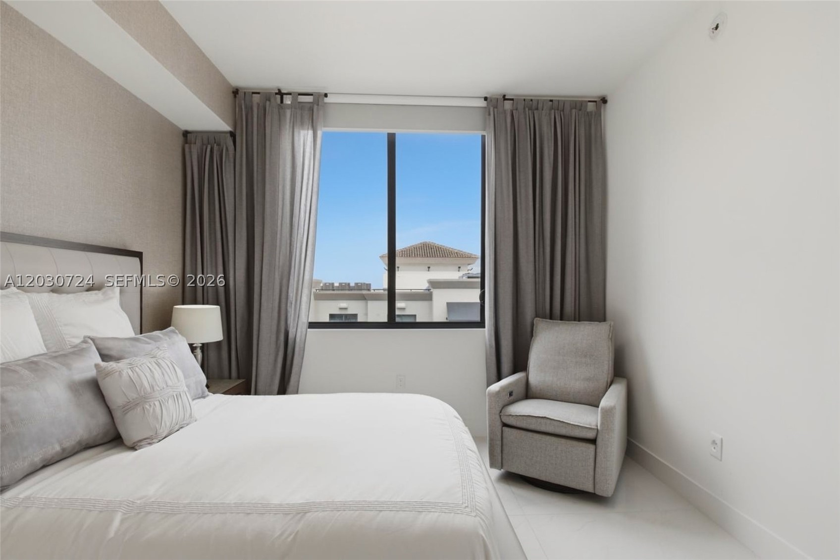 MERRICK MANOR CONDO - Residential Lease
