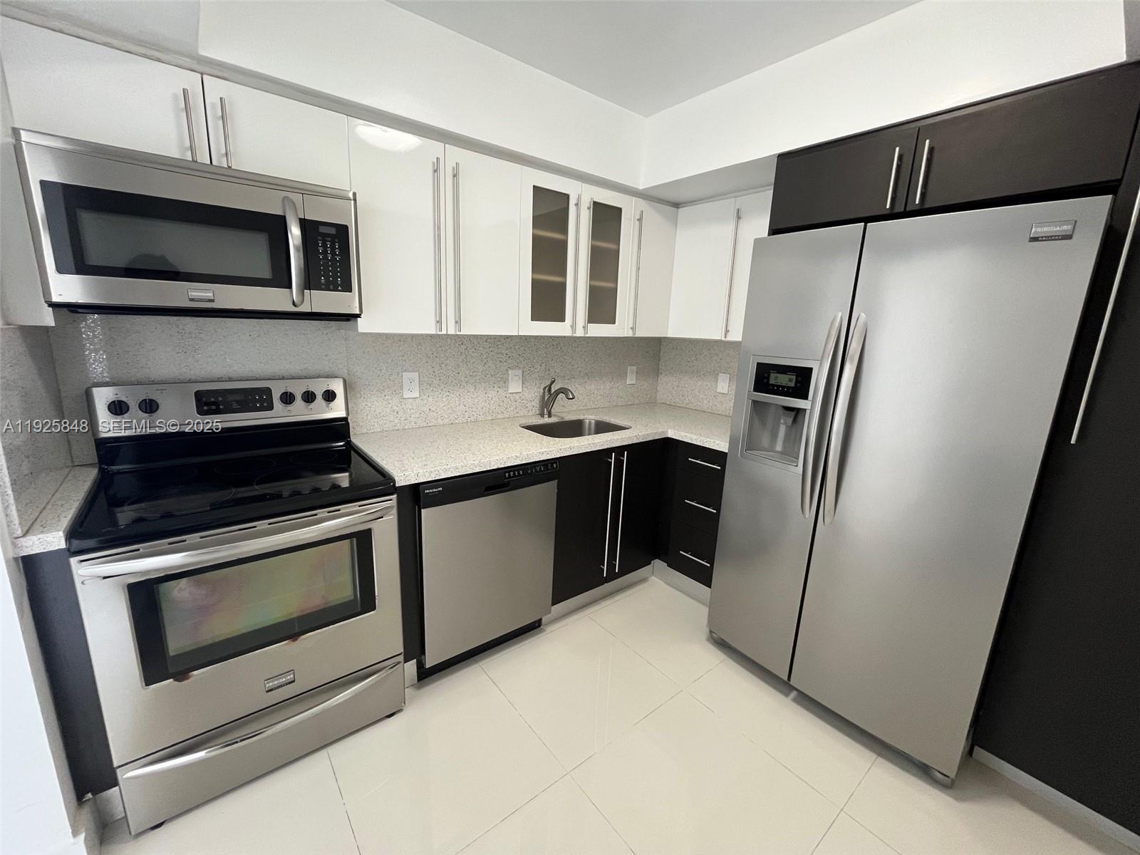 WATERVIEW CONDO - Residential