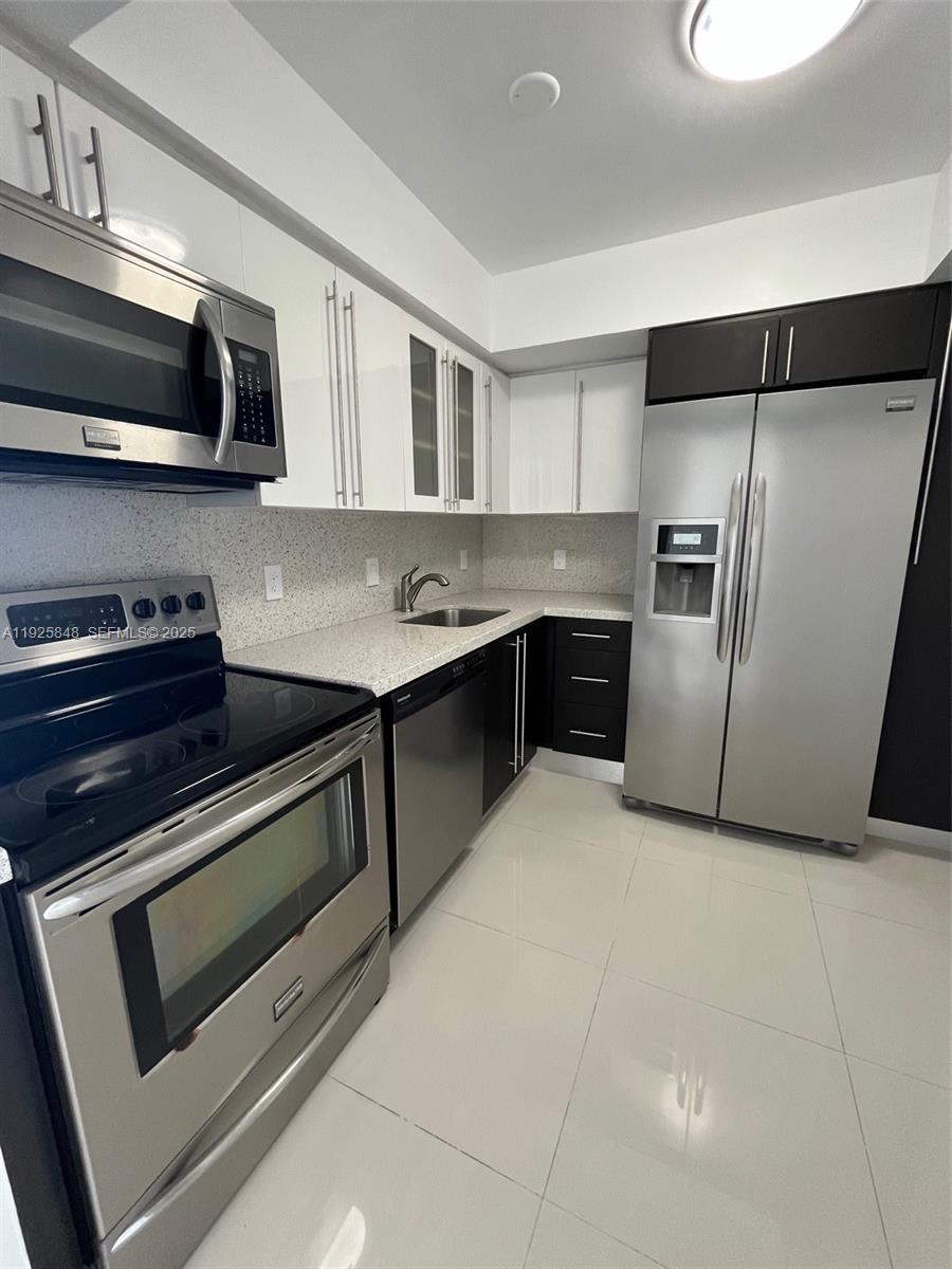 WATERVIEW CONDO - Residential