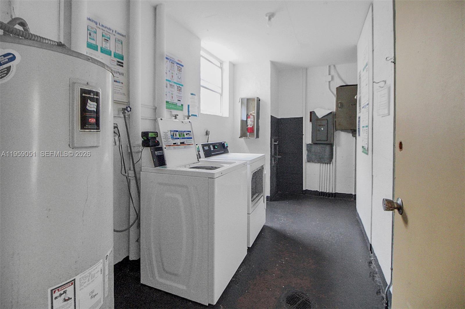 LAKE PARK CONDO NO 1 - BL - Residential