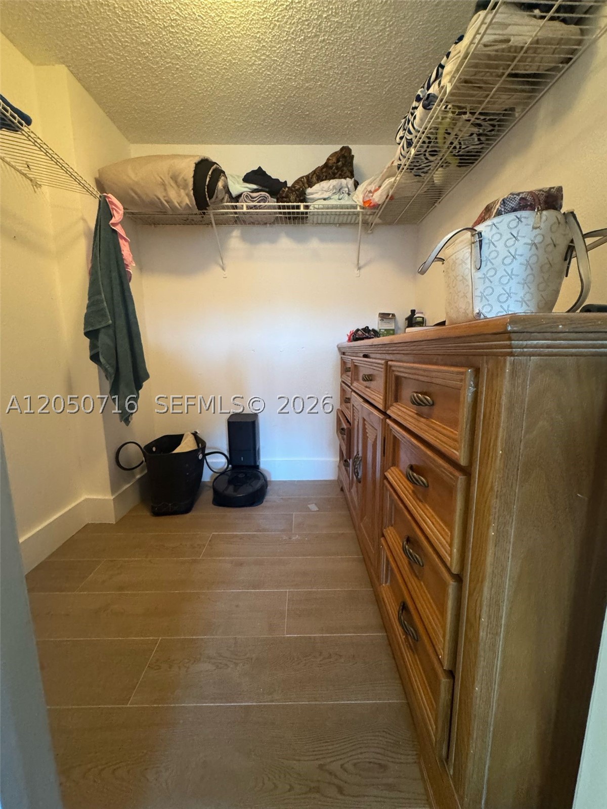 SEA WINDS CONDOMINIUM - Residential Lease