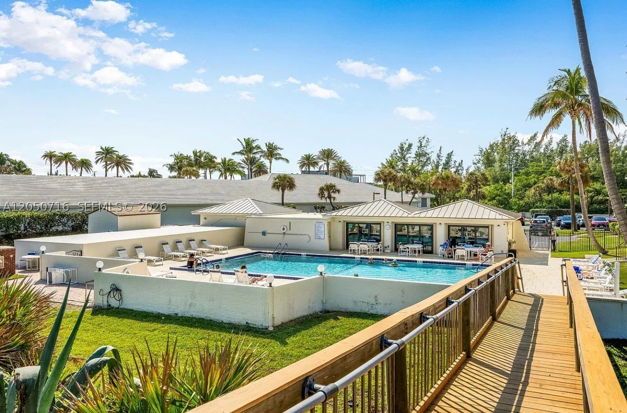 SEA WINDS CONDOMINIUM - Residential Lease
