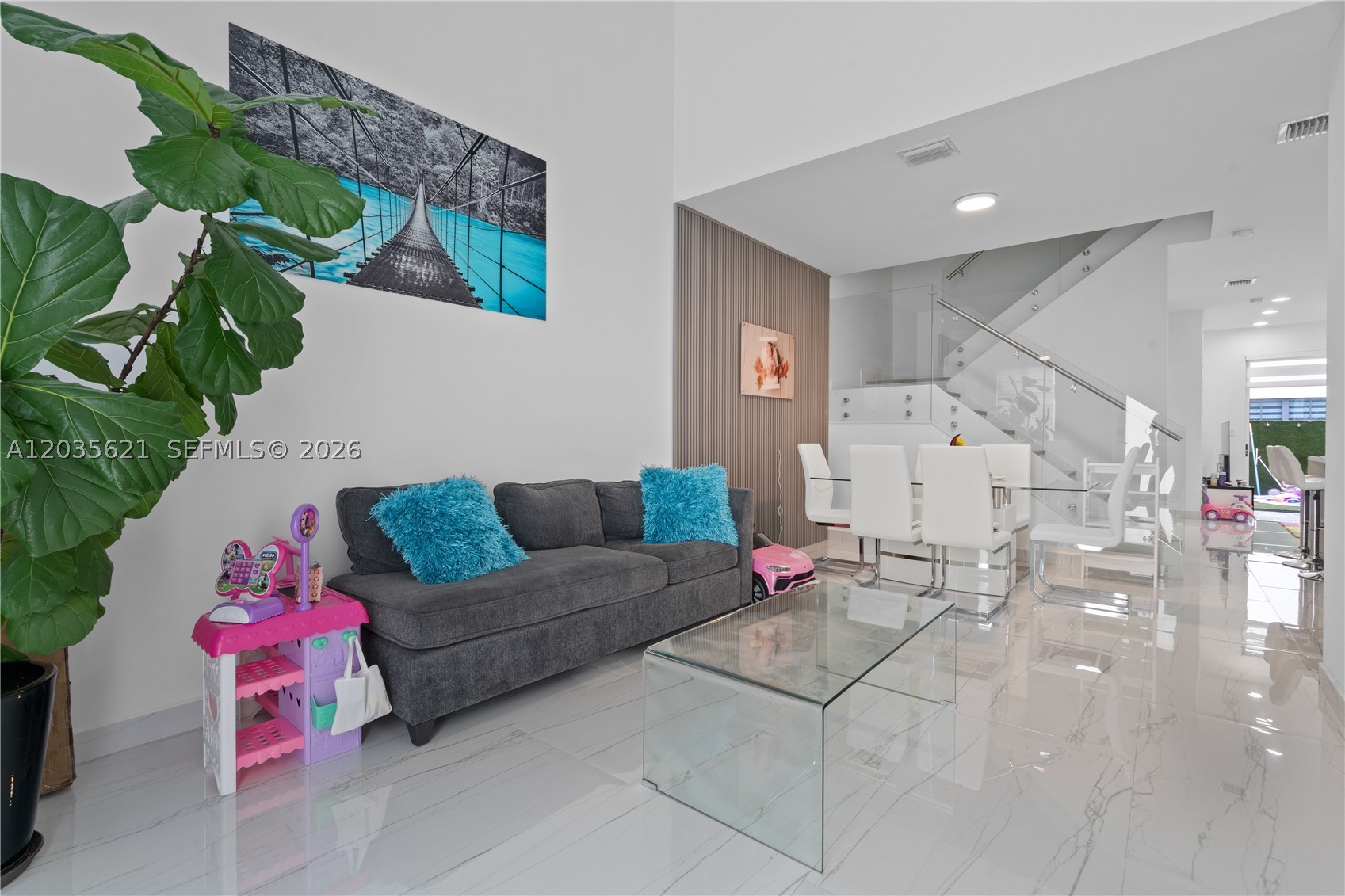 DORAL PALMS NORTH - Residential