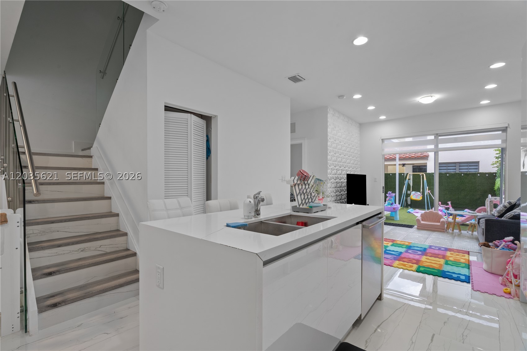 DORAL PALMS NORTH - Residential