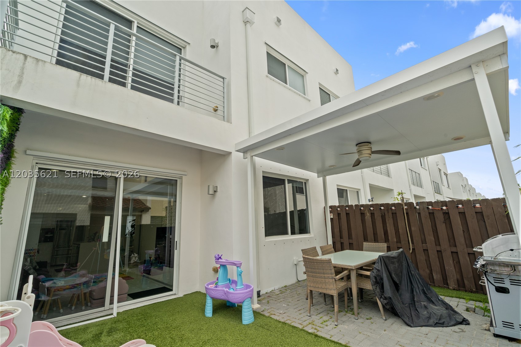 DORAL PALMS NORTH - Residential