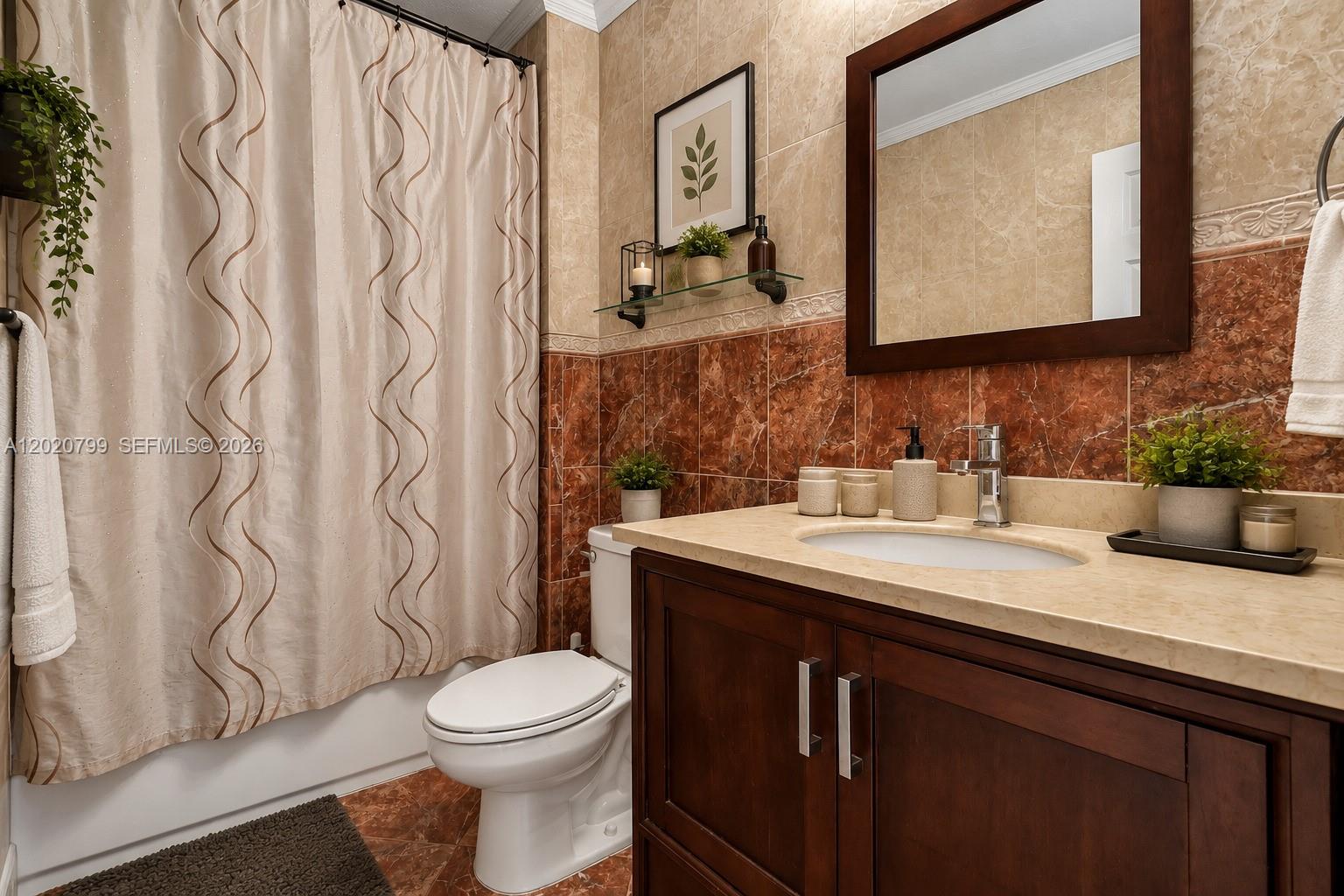 SKY LAKE VILLAS FIRST ADD - Residential
