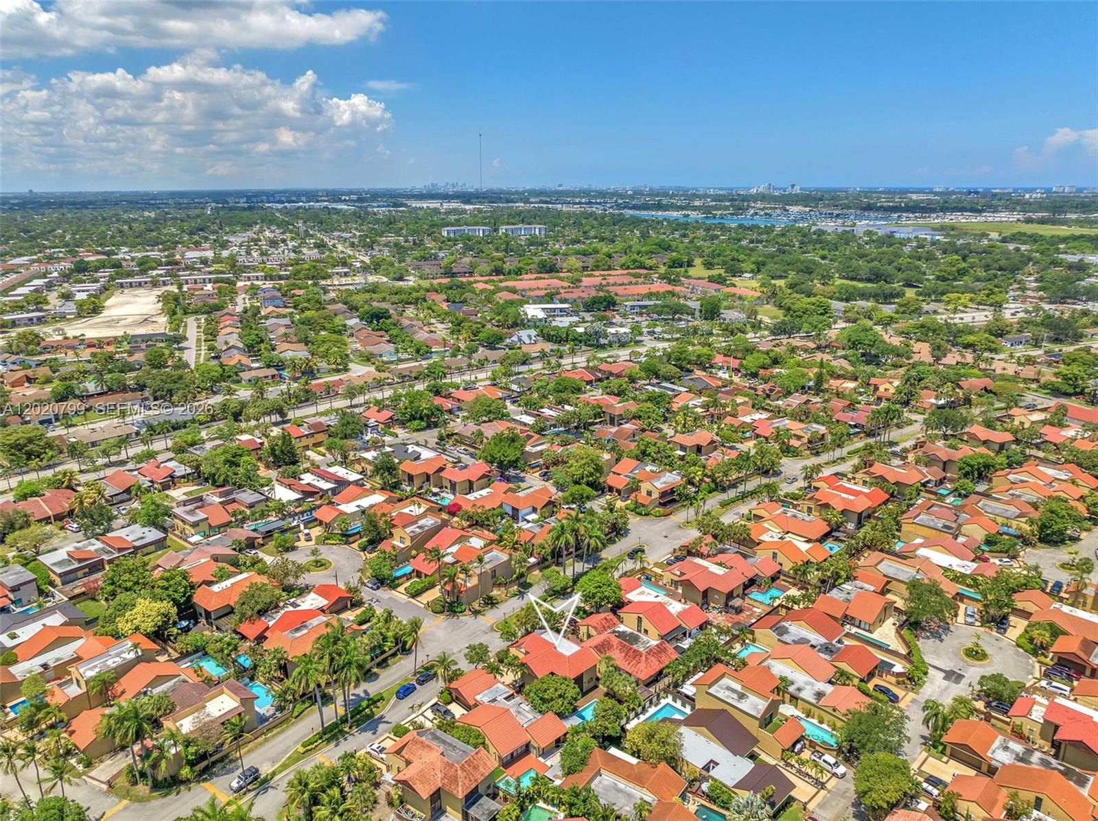 SKY LAKE VILLAS FIRST ADD - Residential
