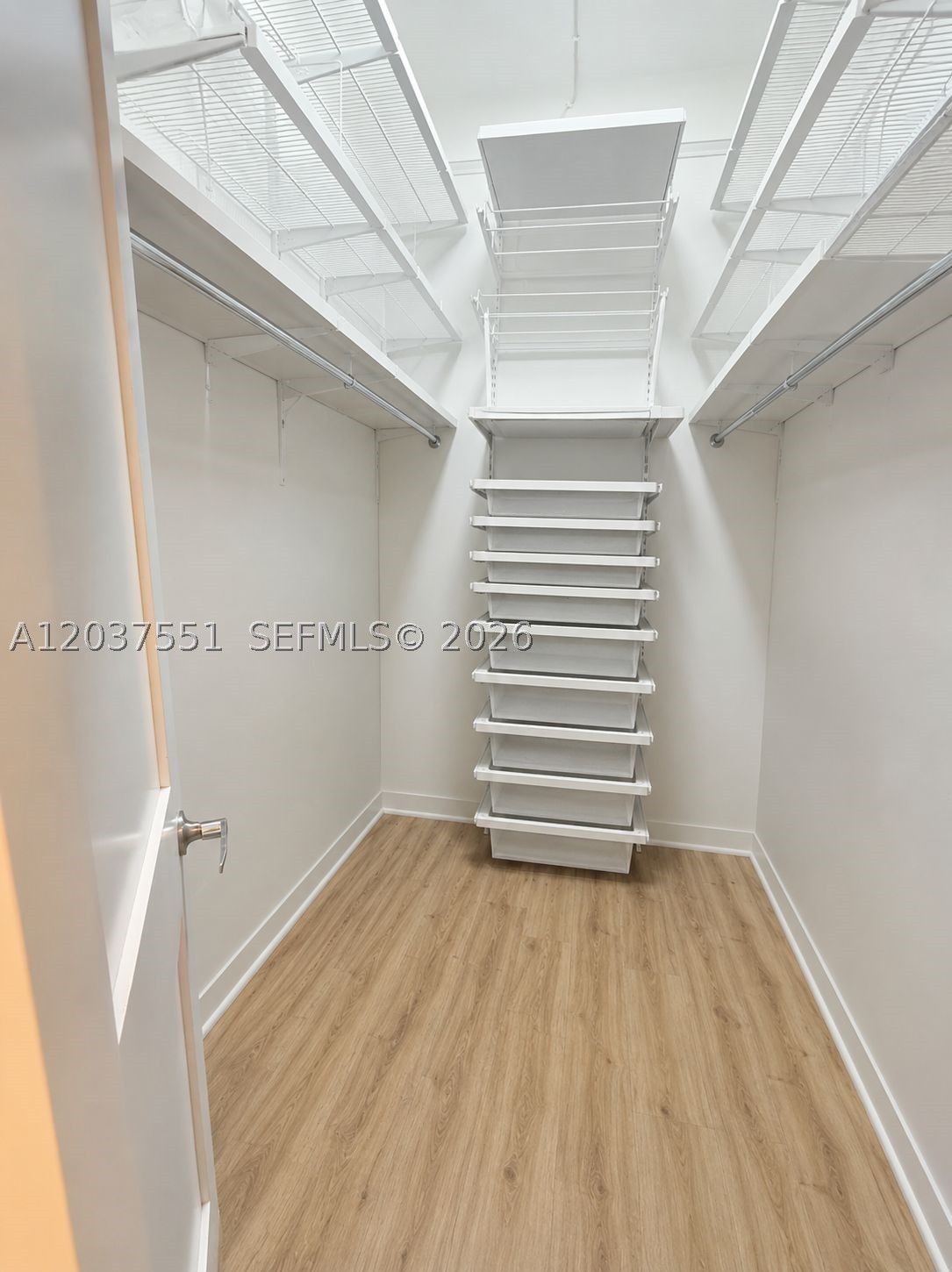 SUNSET KENDALL VILLAS - Residential Lease