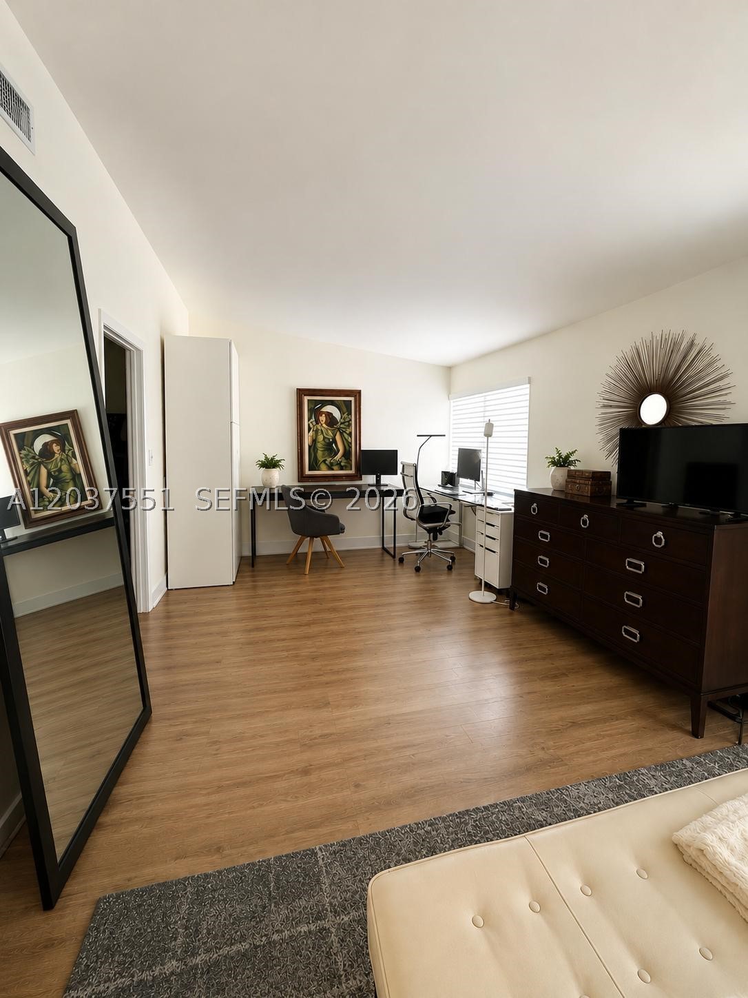 SUNSET KENDALL VILLAS - Residential Lease
