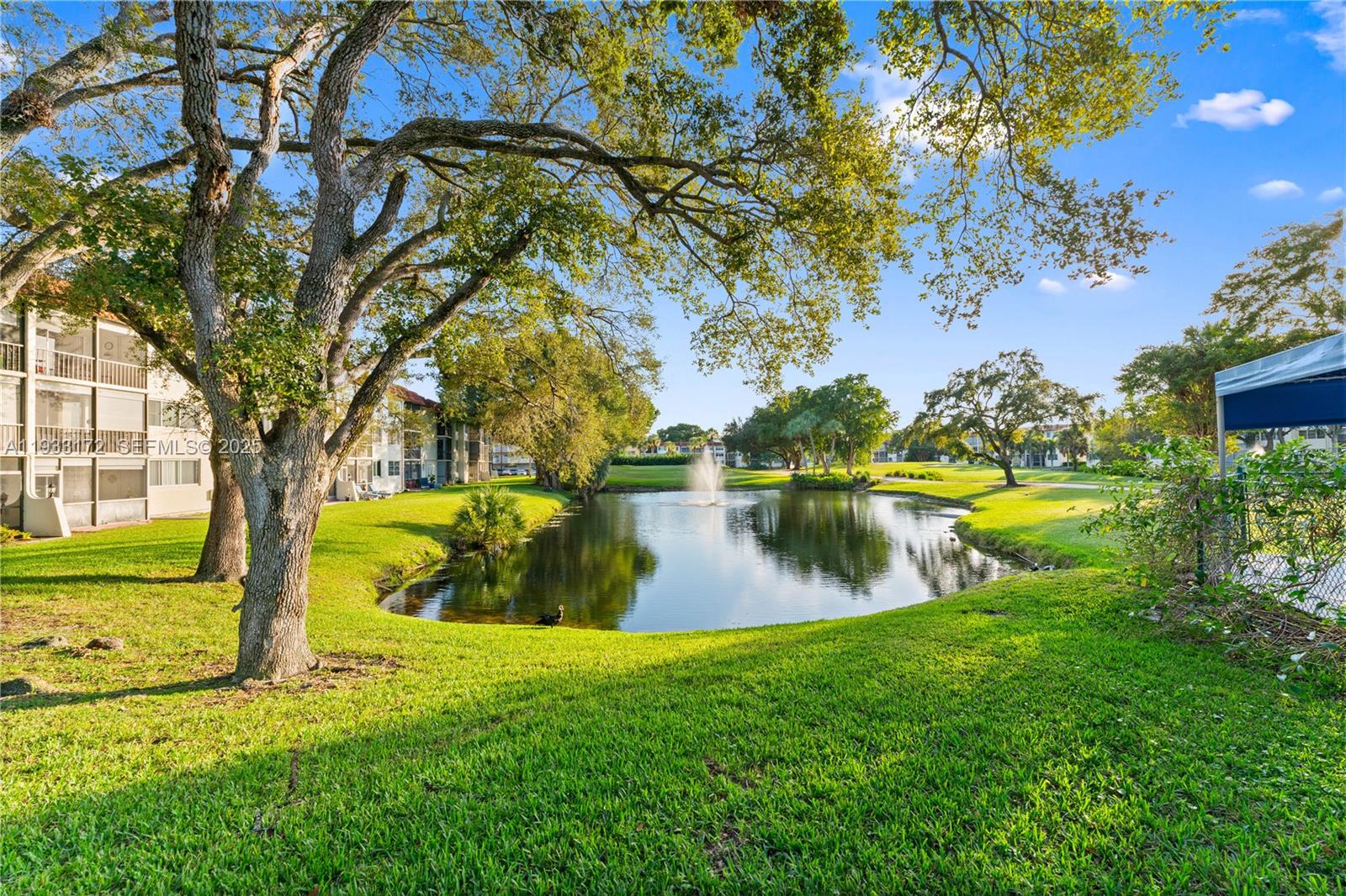 HOLLYBROOK GOLF AND - Residential