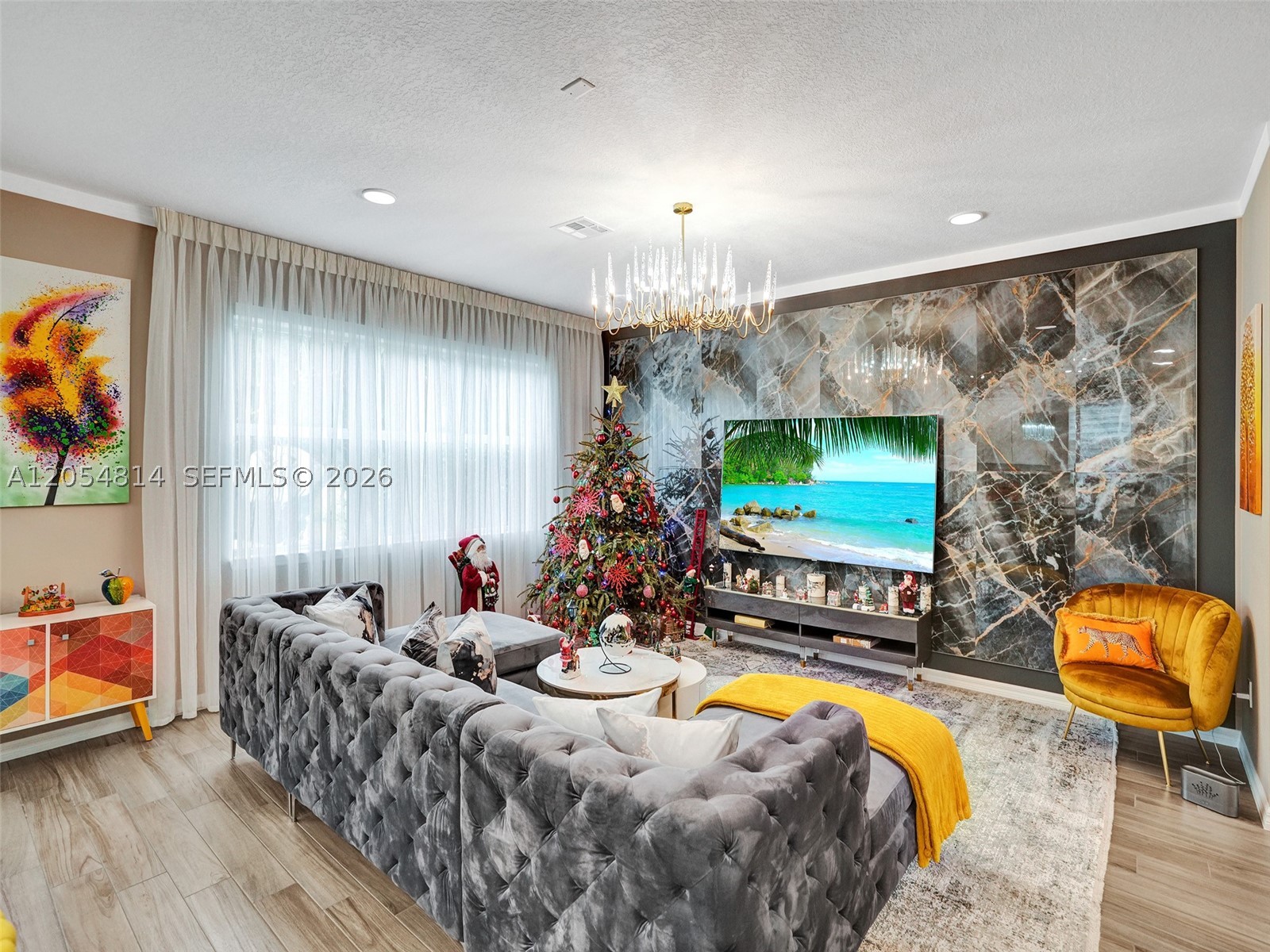 HILLCREST COUNTRY CLUB SO - Residential Lease