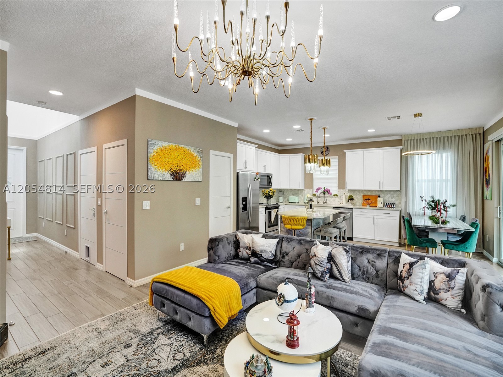 HILLCREST COUNTRY CLUB SO - Residential Lease