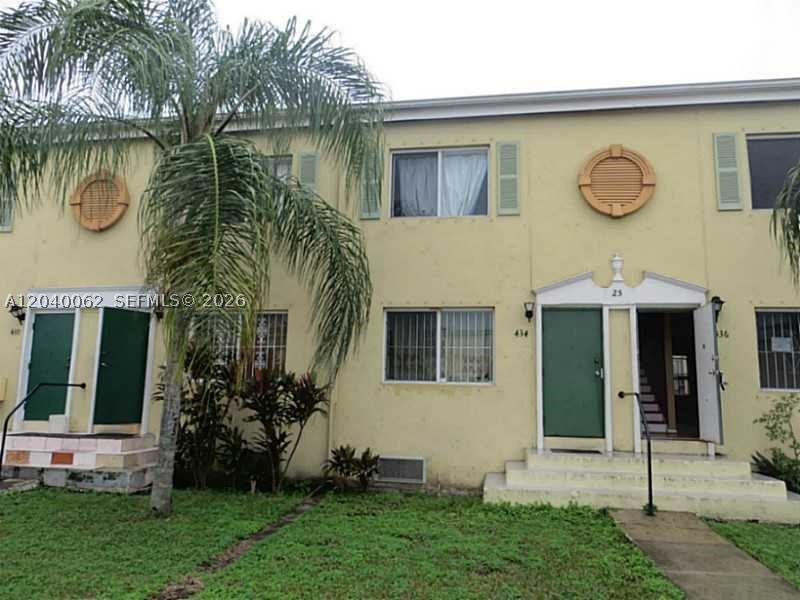 SUNSET PALM VILLAS CONDO - Residential
