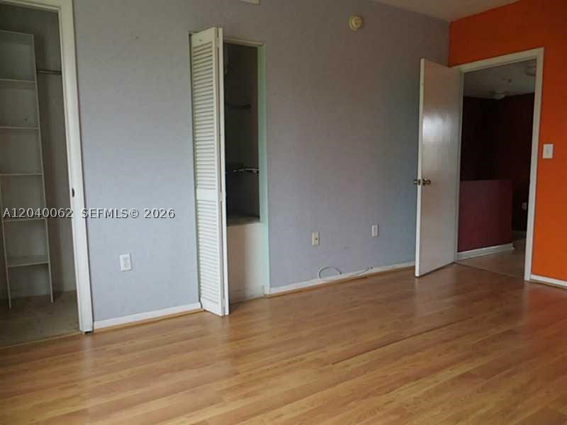 SUNSET PALM VILLAS CONDO - Residential