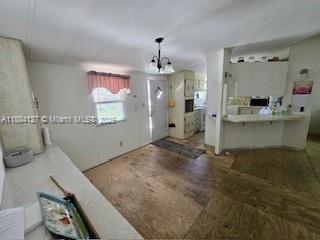 KNOLL OR CENTURY - Residential