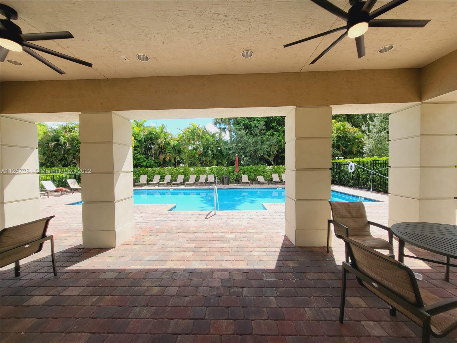 PRESTON SQUARE - Residential Lease