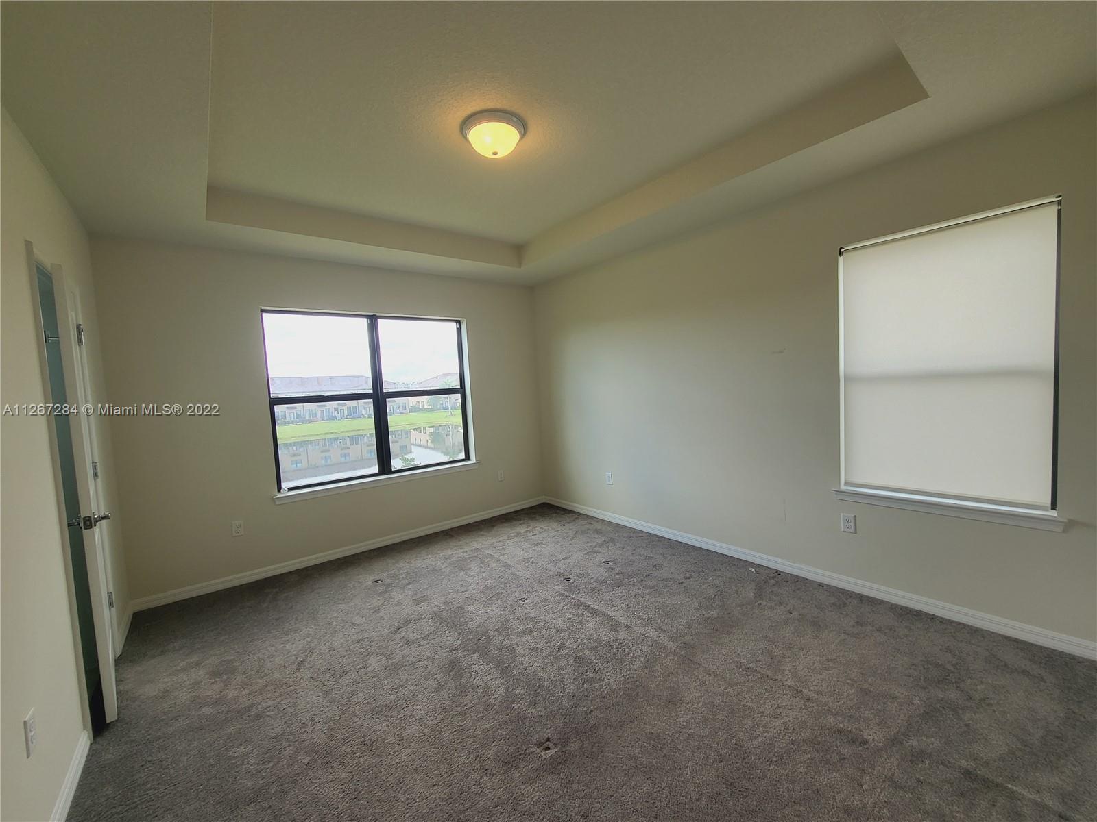 PRESTON SQUARE - Residential Lease