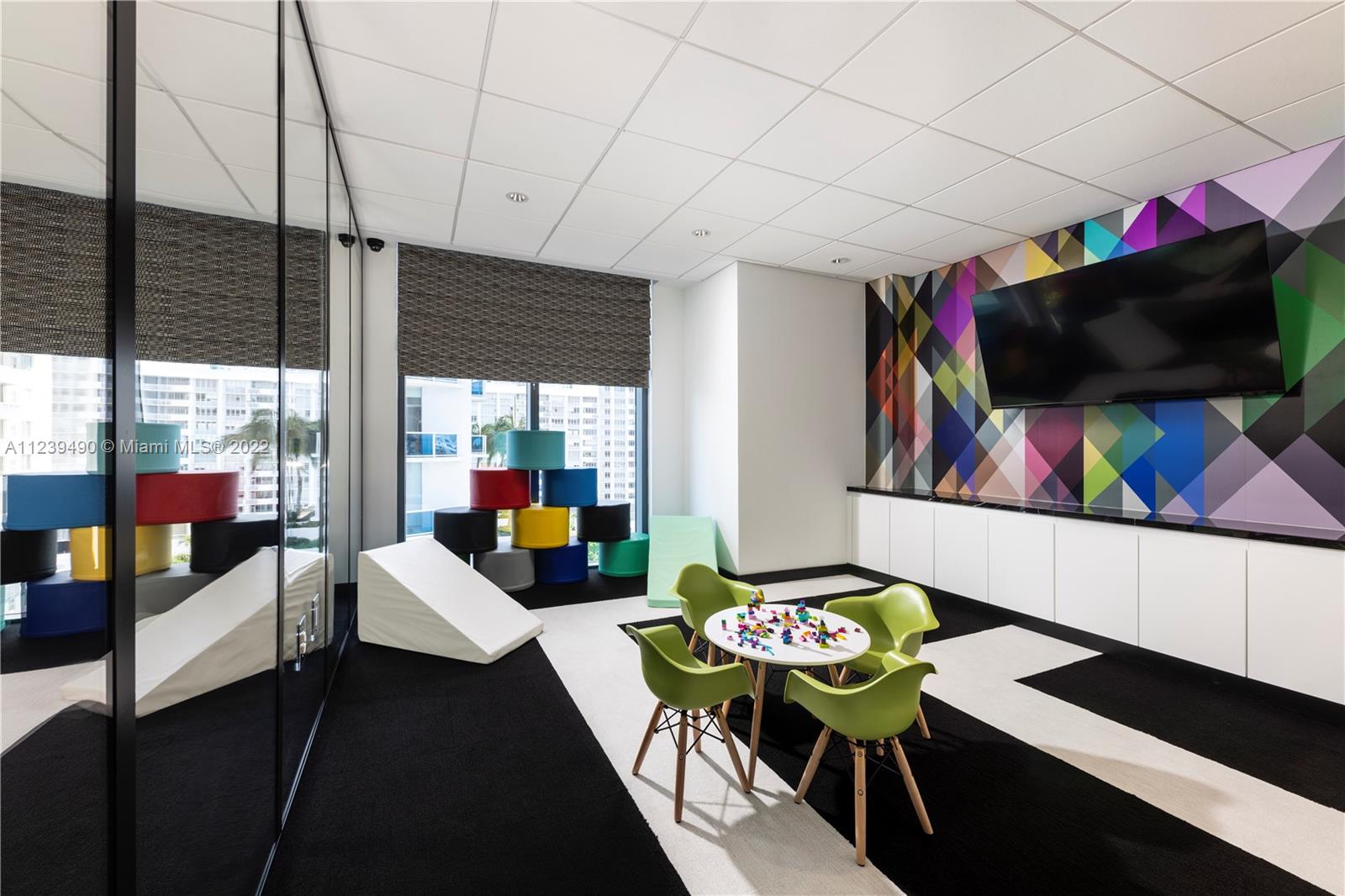 Elysee Edgewater - Residential