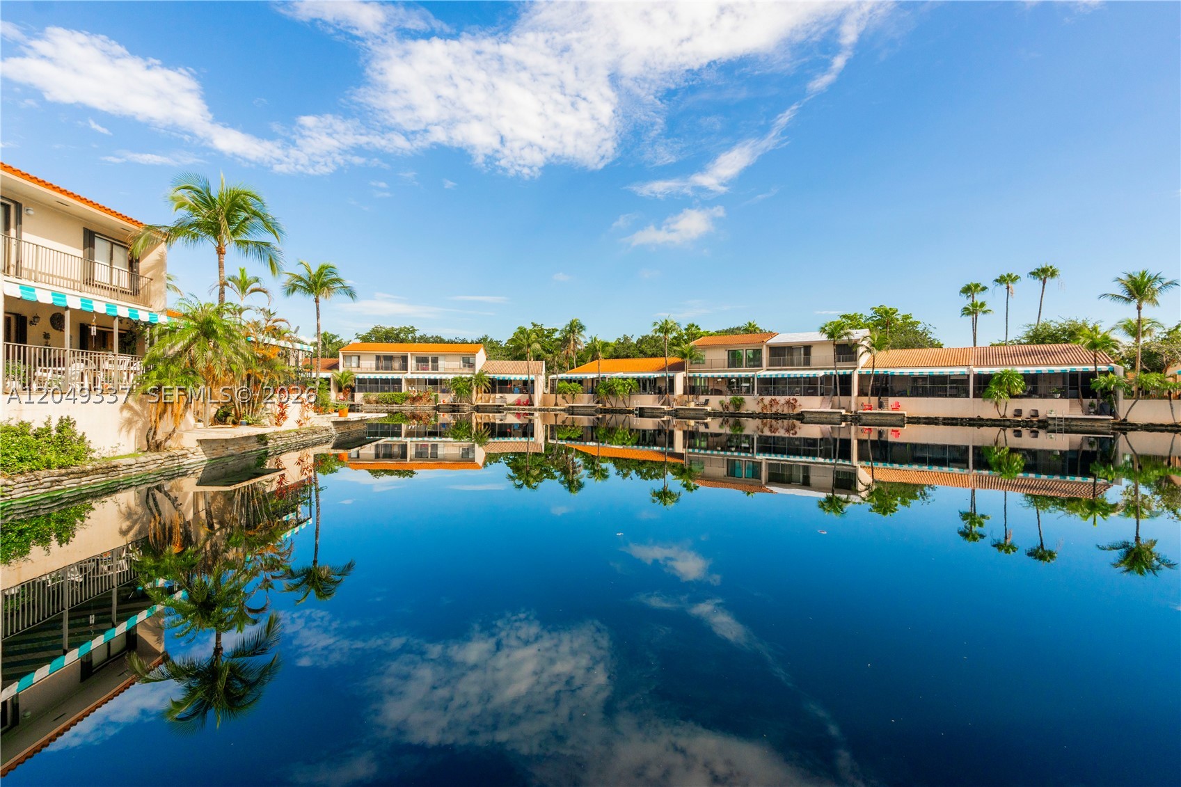MIAMI LAKES-LAKE CAROL - Residential
