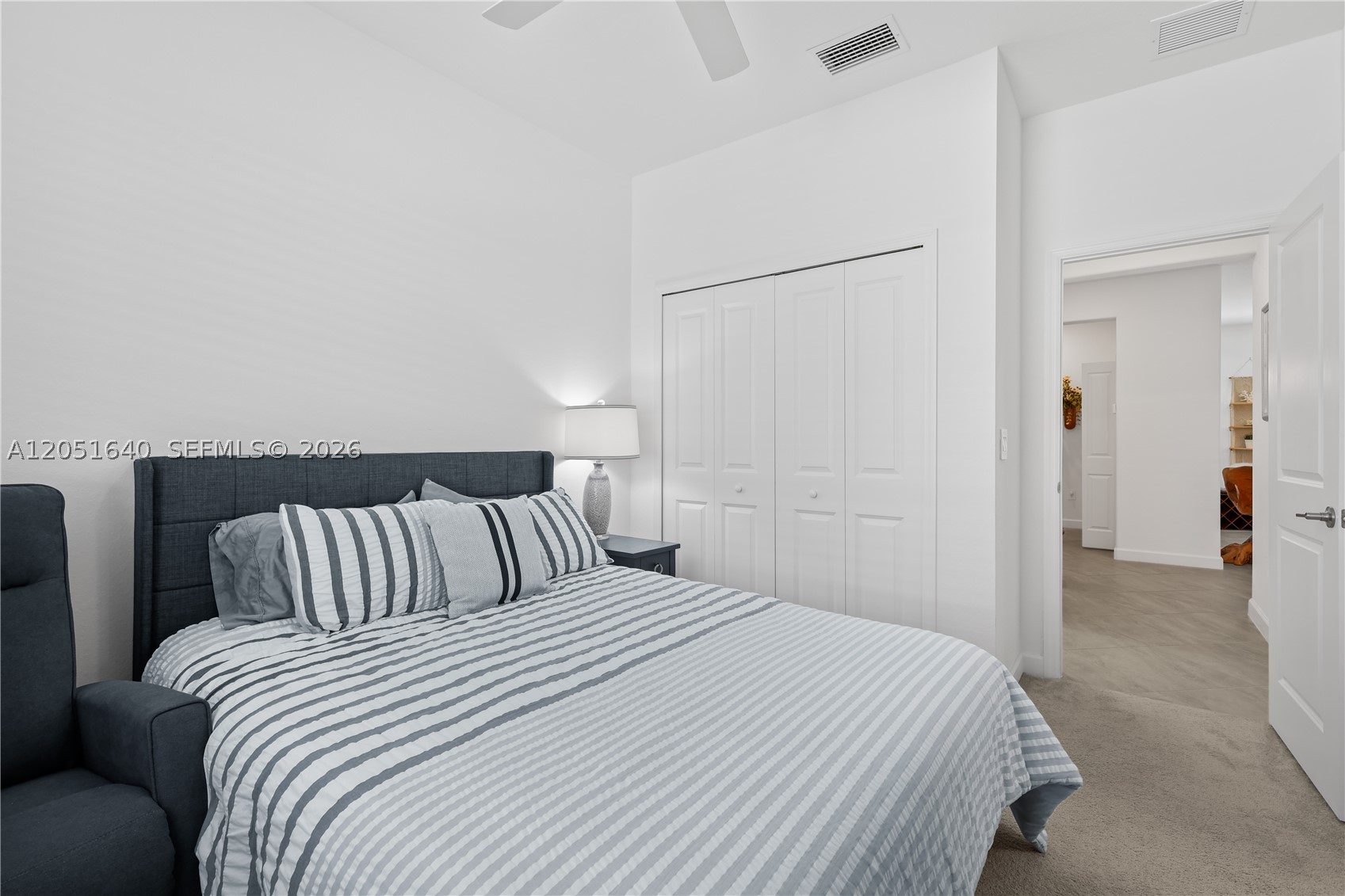 COUNTRY CLUB - Residential