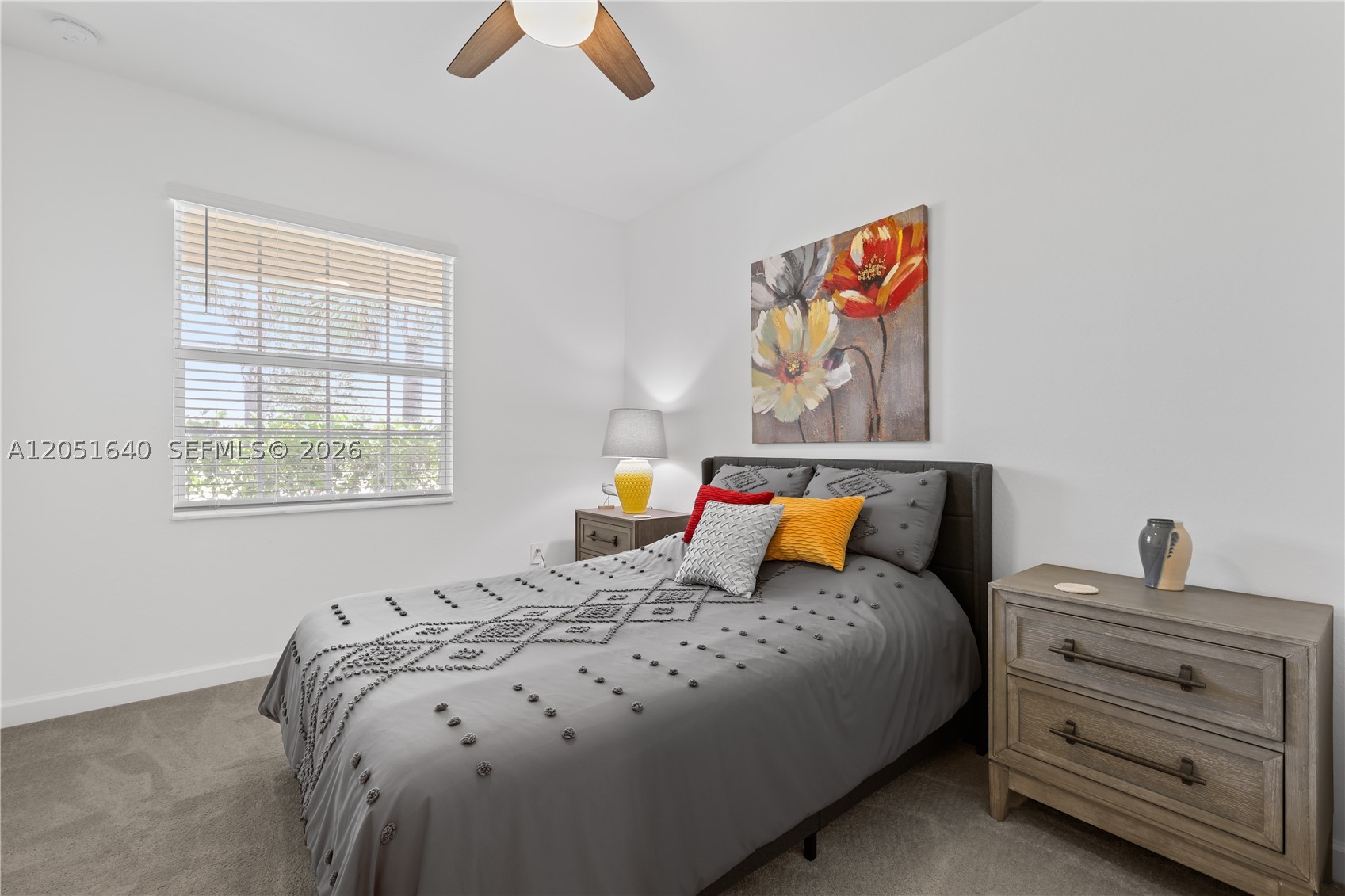 COUNTRY CLUB - Residential